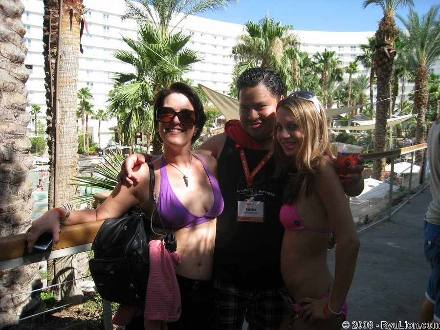 Xbiz Summer Forum - Vegas Pics 2008 img_0036 163 KB