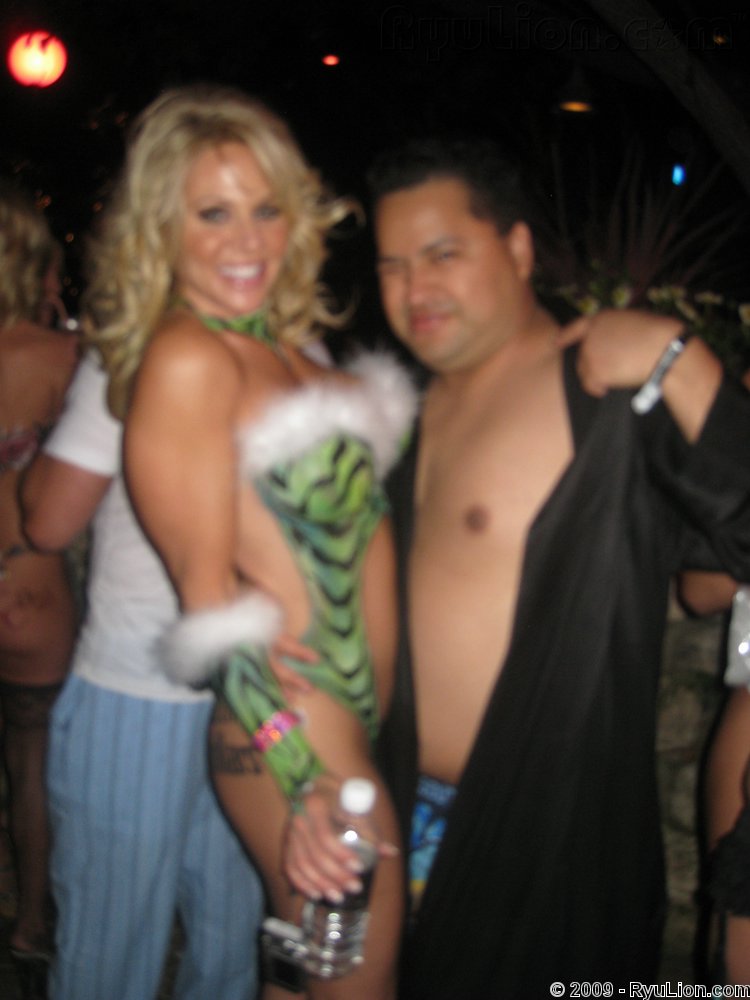 Playboy Mansion PJ & Lingere Party 09 img_2202 75.3 KB