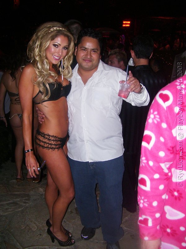 100_0403.JPG Playboy Mansion WebMaster Pajama Party 2006