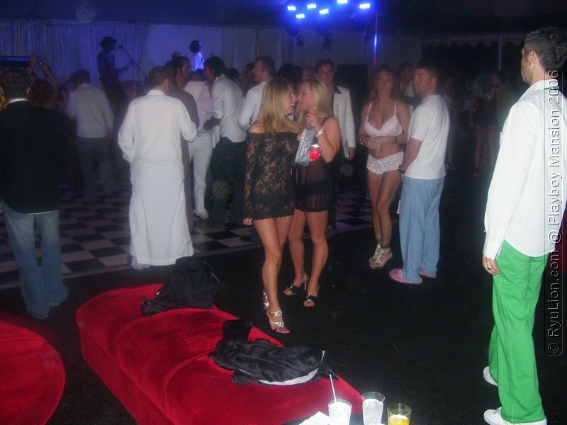 100_0512.JPG Playboy Mansion WebMaster Pajama Party 2006
