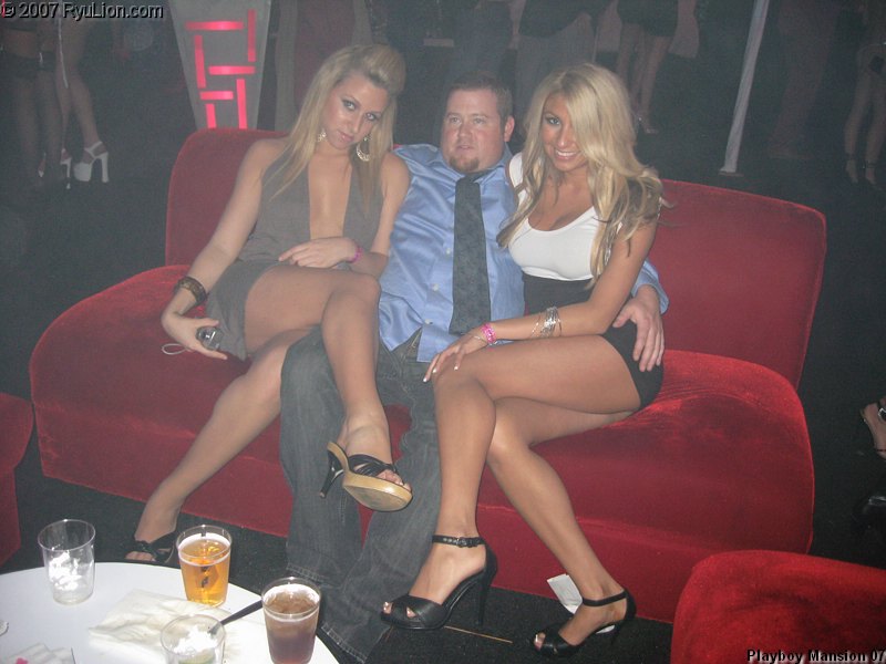 Playboy Mansion 07 WebMaster Access Pics img_0591