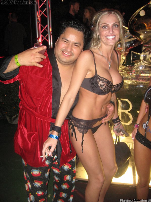 Playboy Mansion 07 WebMaster Access Pics img_0647