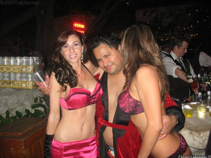 Playboy Mansion 07 WebMaster Access Pics img_0661